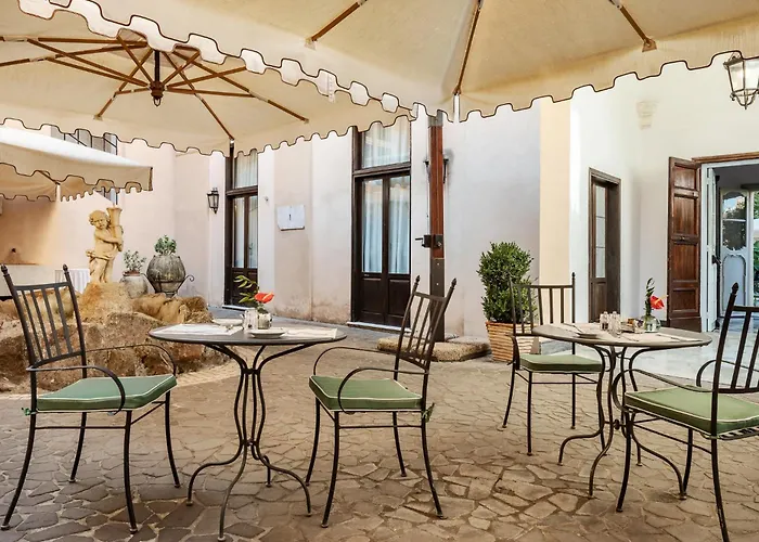 Hotel Donna Camilla Savelli - Vretreats Rzym
