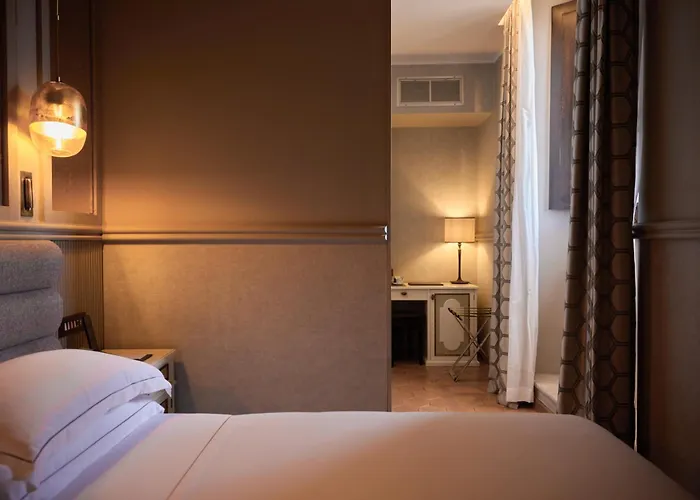 Hotel Donna Camilla Savelli - Vretreats Rome